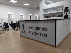 Salon-fryzjerski-Biłgoraj-Akademia-Fryzjerska-16